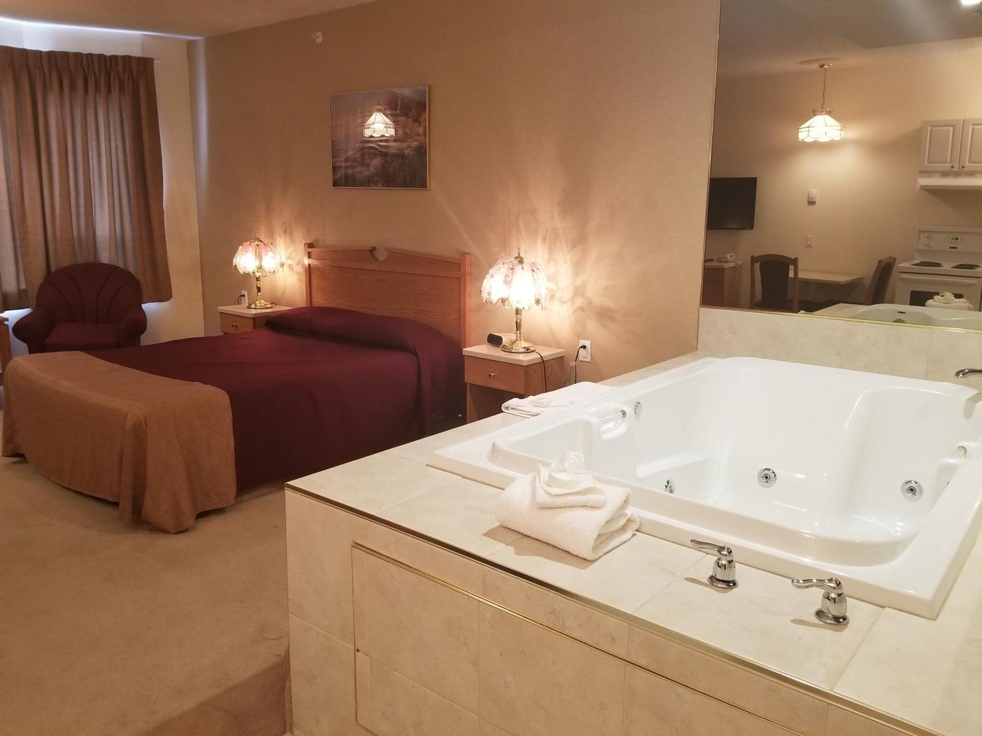 New Imperial Suites Whitecourt Kültér fotó
