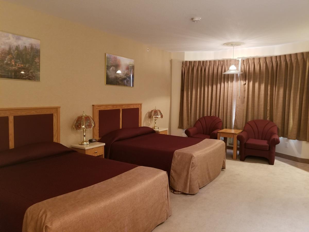 New Imperial Suites Whitecourt Kültér fotó