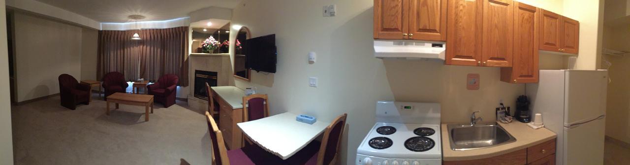 New Imperial Suites Whitecourt Kültér fotó