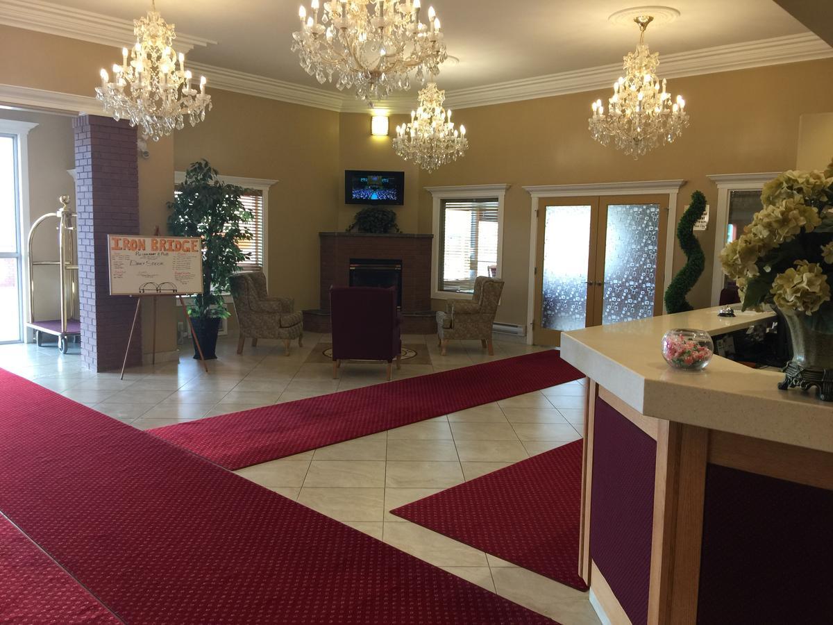 New Imperial Suites Whitecourt Kültér fotó